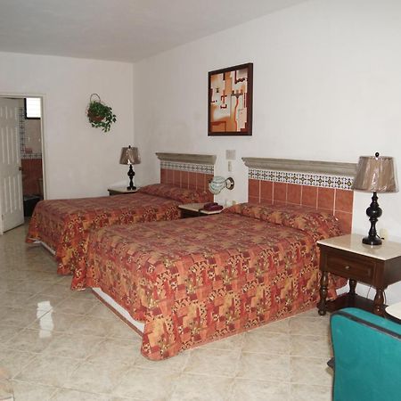 Hotel Doralba Inn Mérida Kültér fotó