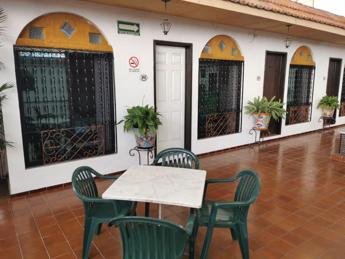 Hotel Doralba Inn Mérida Kültér fotó