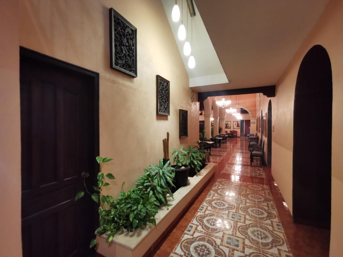 Hotel Doralba Inn Mérida Kültér fotó